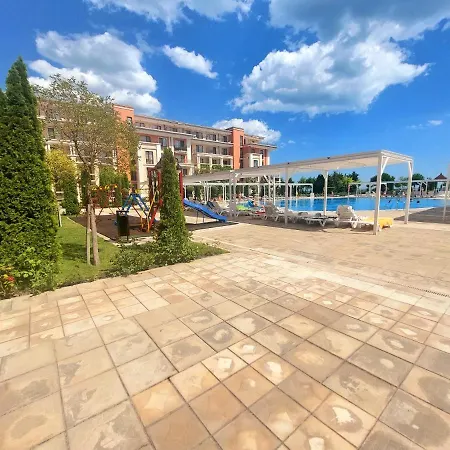 Prestige Studio First Line On The * Sveti Vlas