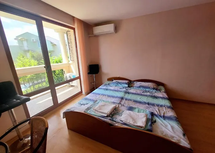 Hotel Prestige Studio First Line On The