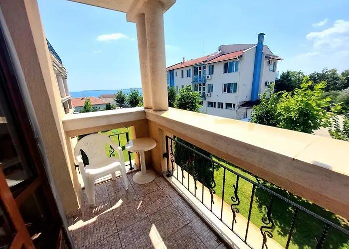 Prestige Studio First Line On The * Sveti Vlas
